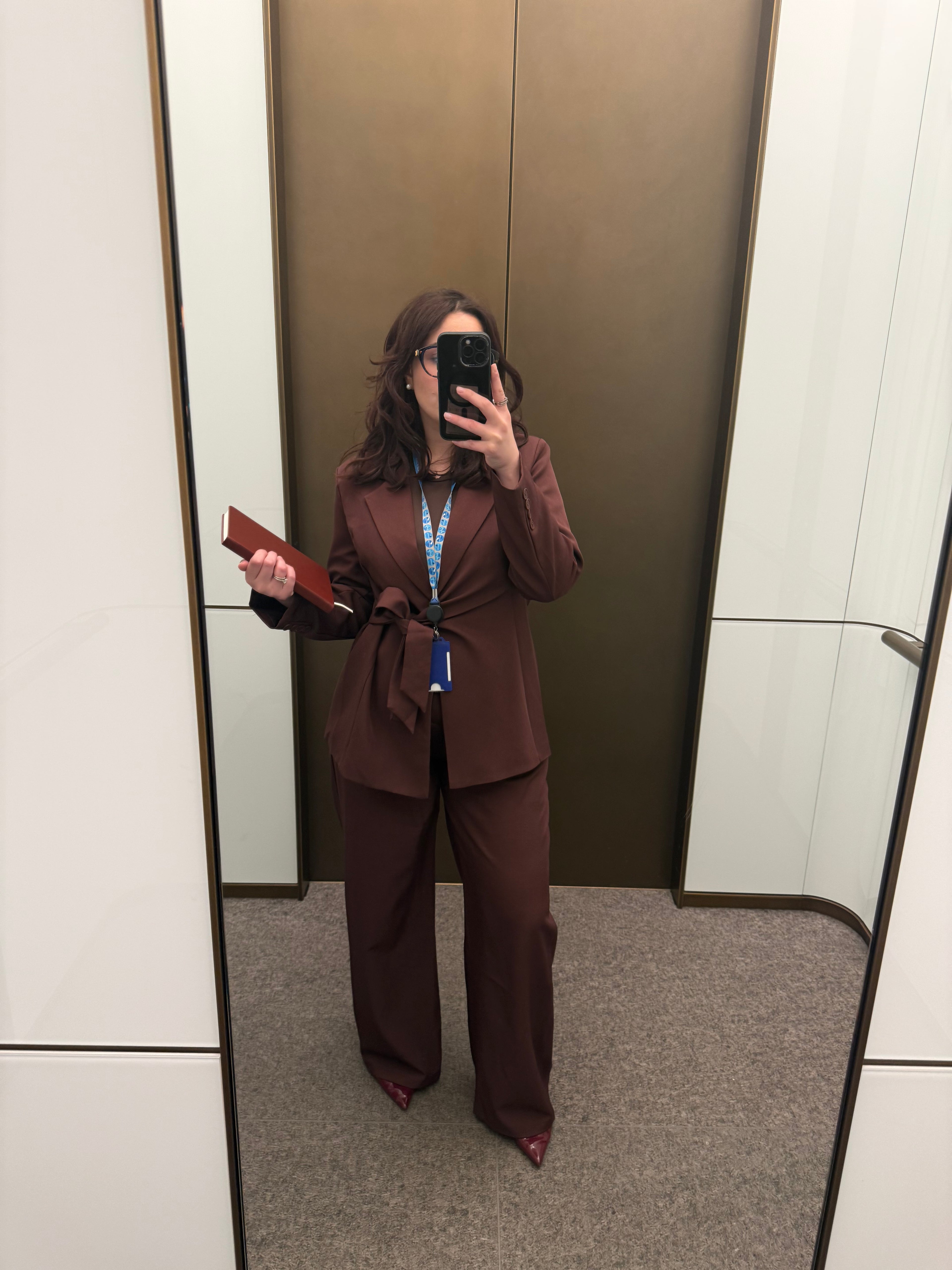 The Belgravia Blazer (Get the matching trousers for free)